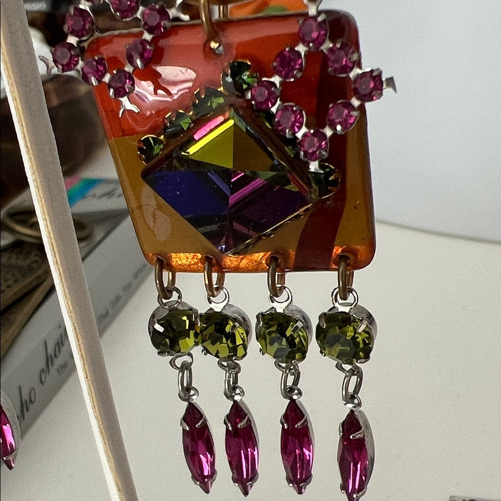 Vintage Earrings clip 70s multicolor gems statement articulating charms dangling - Picture 6 of 10